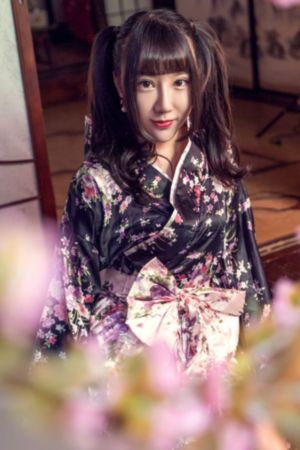 美女的尿囗免费