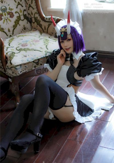 美丽的小蜜桃在线观看